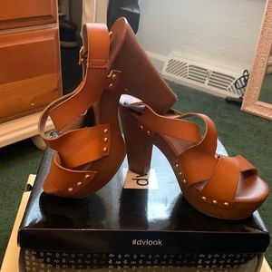 Chunky style boho heels